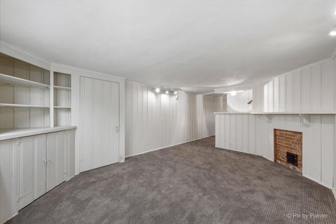 Tiny photo for 507 S Hi Lusi Avenue, Mount Prospect, IL 60056 (MLS # 12631766)