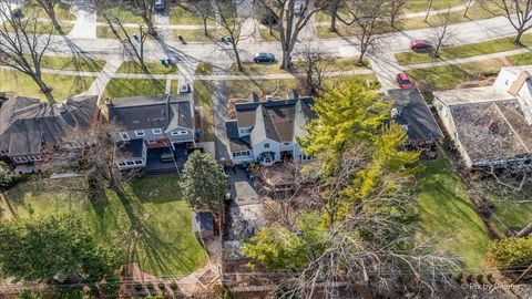 Tiny photo for 507 S Hi Lusi Avenue, Mount Prospect, IL 60056 (MLS # 12631766)