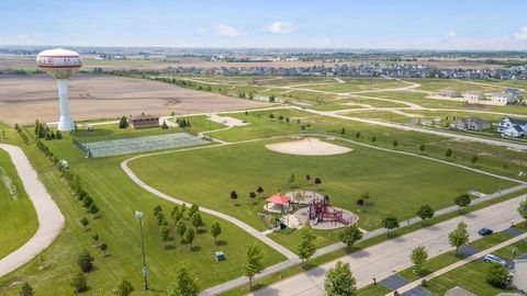 Tiny photo for 1115 Goldfinch Avenue, Yorkville, IL 60560 (MLS # 12353916)