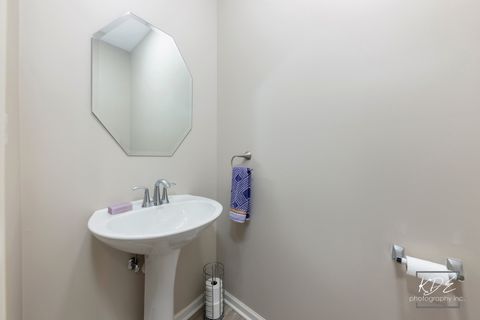 Tiny photo for 1115 Goldfinch Avenue, Yorkville, IL 60560 (MLS # 12353916)