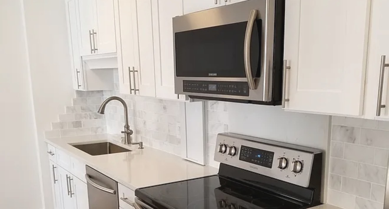 5701 N Sheridan Road 7P