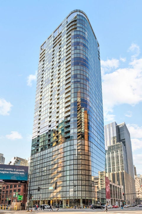 Photo of 600 N Fairbanks Court #1811, Chicago, IL 60611 (MLS # 12774458)