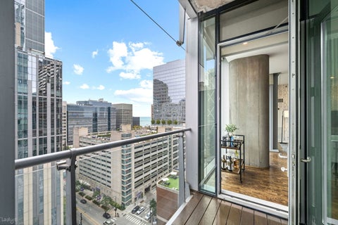 Tiny photo for 600 N Fairbanks Court #1811, Chicago, IL 60611 (MLS # 12774458)