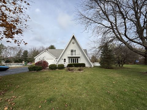 A home in St. Charles