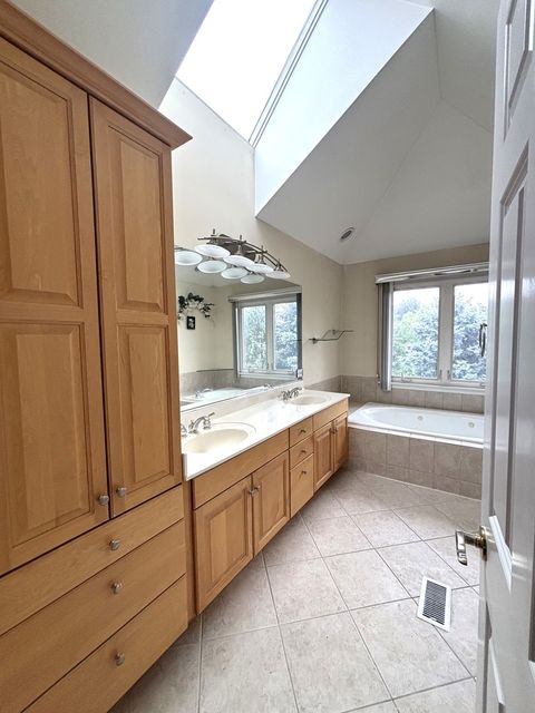 Tiny photo for 375 W Devon Avenue, Roselle, IL 60172 (MLS # 12498903)