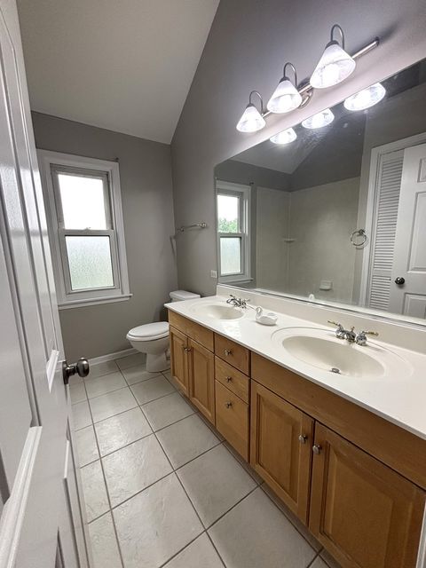 Tiny photo for 375 W Devon Avenue, Roselle, IL 60172 (MLS # 12498903)