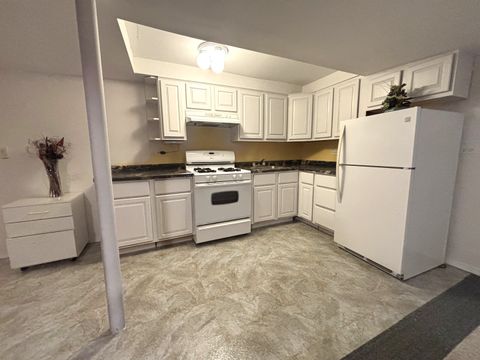 Tiny photo for 375 W Devon Avenue, Roselle, IL 60172 (MLS # 12498903)