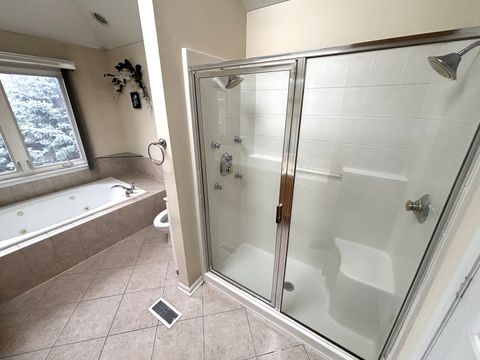 Tiny photo for 375 W Devon Avenue, Roselle, IL 60172 (MLS # 12498903)