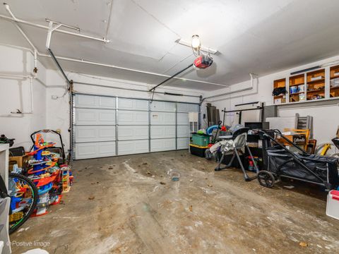 Tiny photo for 272 Prospect Avenue, Wood Dale, IL 60191 (MLS # 12571853)