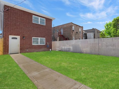 Tiny photo for 128 N 22nd Avenue, Melrose Park, IL 60160 (MLS # 12551930)