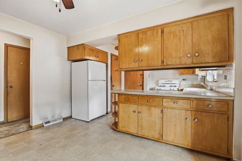 Tiny photo for 6510 174th Street, Tinley Park, IL 60477 (MLS # 12522039)