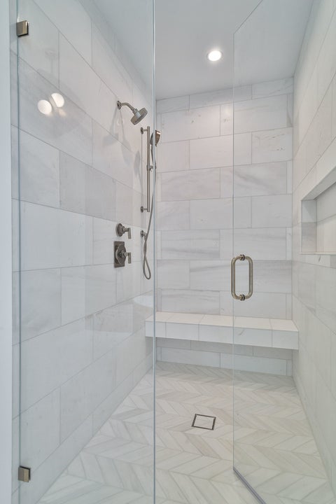 Tiny photo for 539 Kensington Court, Hinsdale, IL 60521 (MLS # 12651481)