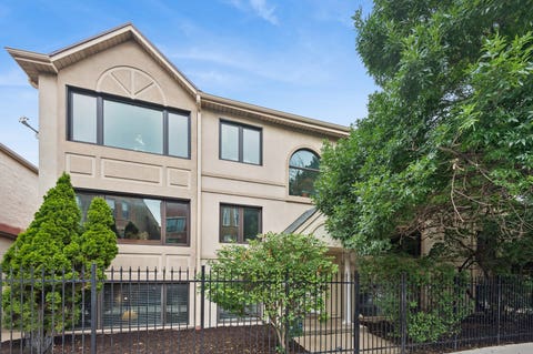 Photo of 2112 W Armitage Avenue #GS, Chicago, IL 60647 (MLS # 12736903)