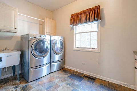 Tiny photo for 2904 Fox Knoll Court, Johnsburg, IL 60051 (MLS # 12753662)