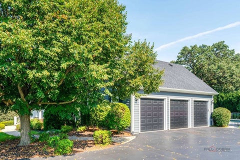 Tiny photo for 2904 Fox Knoll Court, Johnsburg, IL 60051 (MLS # 12753662)