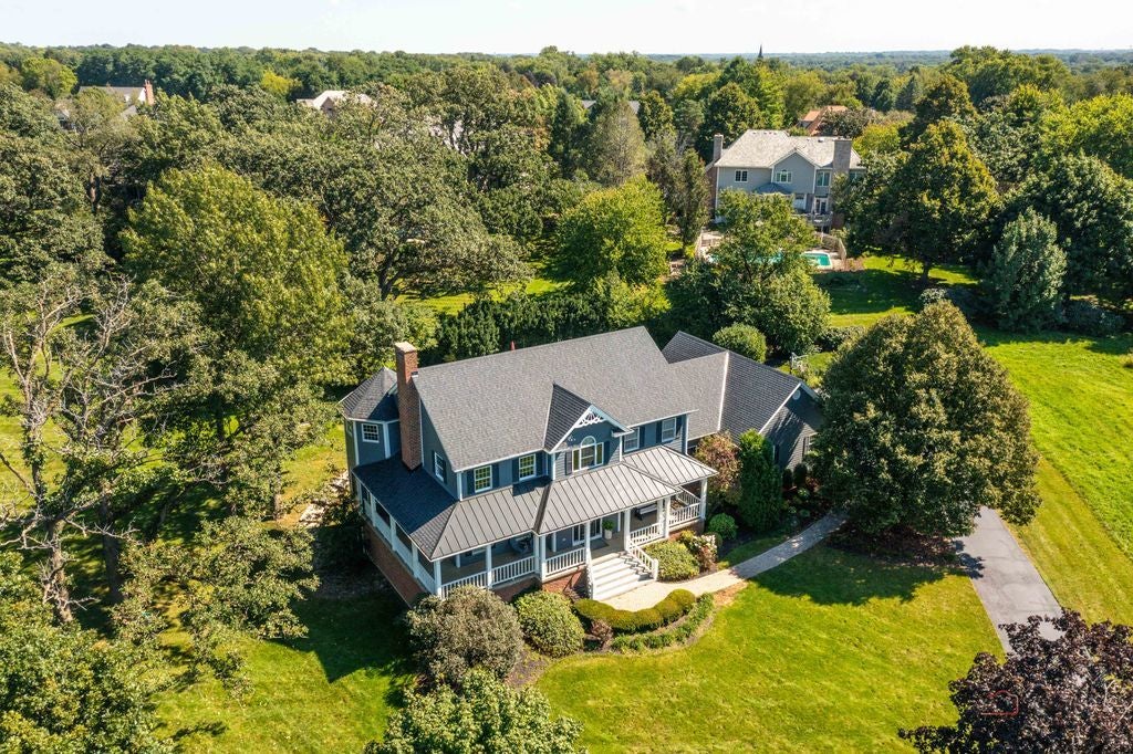 2904 Fox Knoll Court