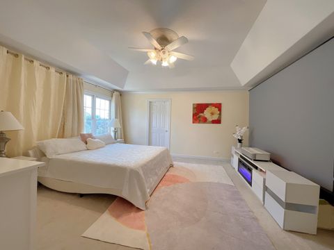 Tiny photo for 523 Mallard Point Drive, North Aurora, IL 60542 (MLS # 12586112)