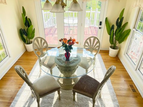 Tiny photo for 523 Mallard Point Drive, North Aurora, IL 60542 (MLS # 12586112)