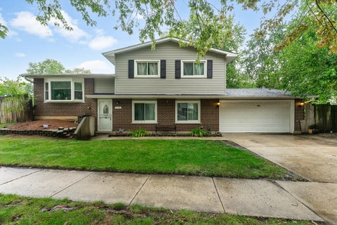 Photo of 358 Lyons Drive, Bolingbrook, IL 60440 (MLS # 12764904)