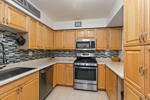 Tiny photo for 712 Tipperary Court #2B, Schaumburg, IL 60193 (MLS # 12613028)