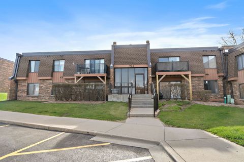712 Tipperary Court Unit 2B, Schaumburg, IL 60193 - #: 12613028