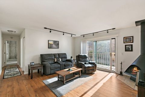 Tiny photo for 712 Tipperary Court #2B, Schaumburg, IL 60193 (MLS # 12613028)