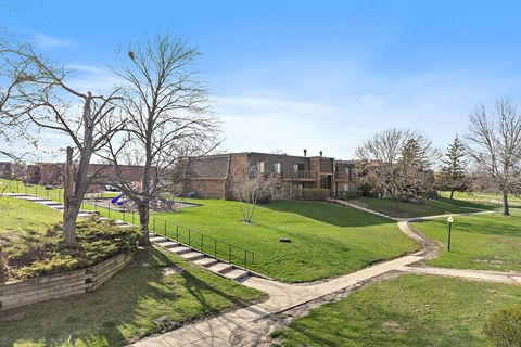 Tiny photo for 712 Tipperary Court #2B, Schaumburg, IL 60193 (MLS # 12613028)