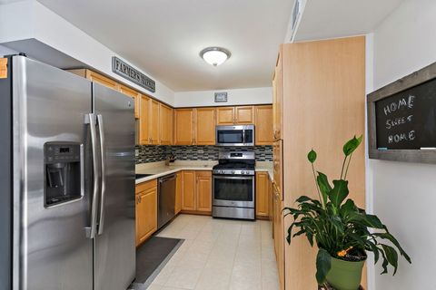 Tiny photo for 712 Tipperary Court #2B, Schaumburg, IL 60193 (MLS # 12613028)