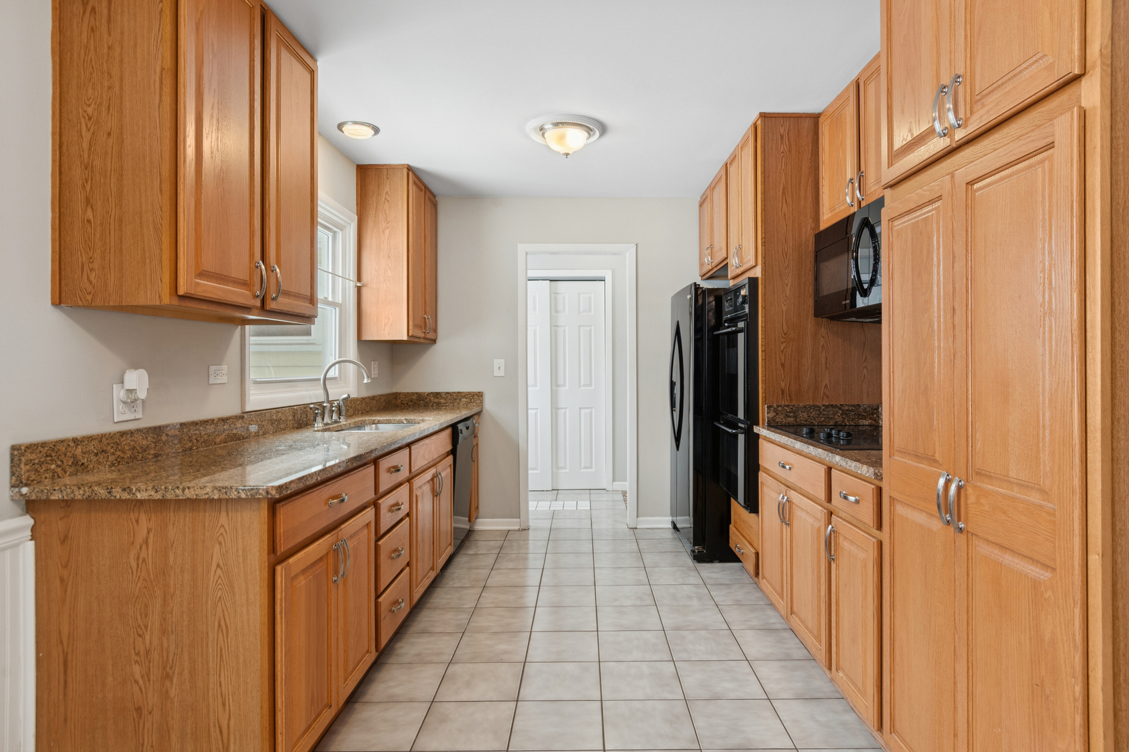 1902 N Washington Street