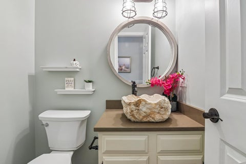 Tiny photo for 585 Yellowstone Drive, Elgin, IL 60123 (MLS # 12769583)