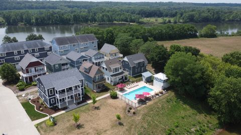 Tiny photo for 2 Pelican Landing, Ottawa, IL 61350 (MLS # 12548550)