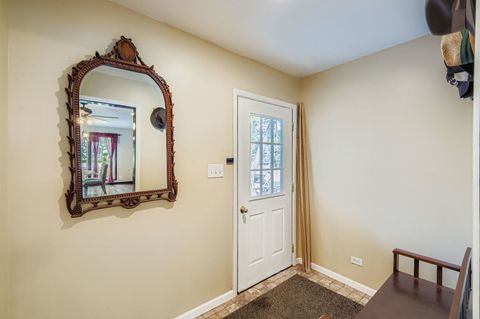 Tiny photo for 1450 S Stewart Avenue, Lombard, IL 60148 (MLS # 12446617)