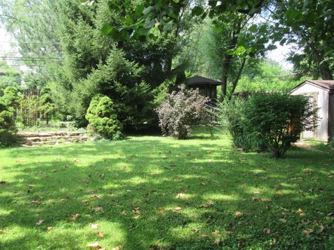 Tiny photo for 1450 S Stewart Avenue, Lombard, IL 60148 (MLS # 12446617)