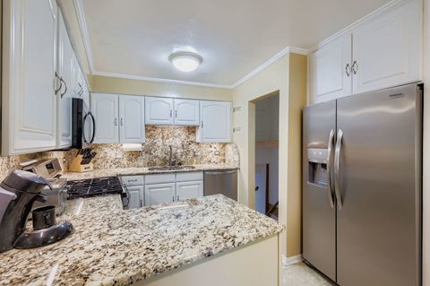 Tiny photo for 1450 S Stewart Avenue, Lombard, IL 60148 (MLS # 12446617)