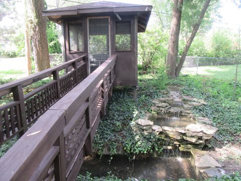Tiny photo for 1450 S Stewart Avenue, Lombard, IL 60148 (MLS # 12446617)