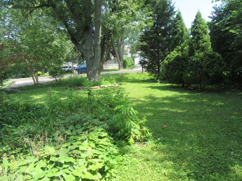 Tiny photo for 1450 S Stewart Avenue, Lombard, IL 60148 (MLS # 12446617)