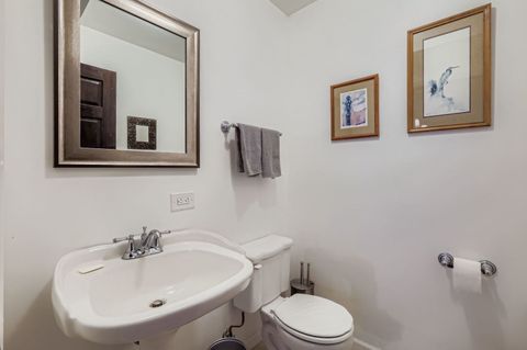Tiny photo for 1450 S Stewart Avenue, Lombard, IL 60148 (MLS # 12446617)