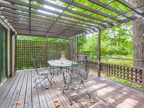 Tiny photo for 1450 S Stewart Avenue, Lombard, IL 60148 (MLS # 12446617)