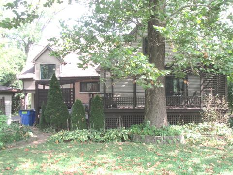 Tiny photo for 1450 S Stewart Avenue, Lombard, IL 60148 (MLS # 12446617)