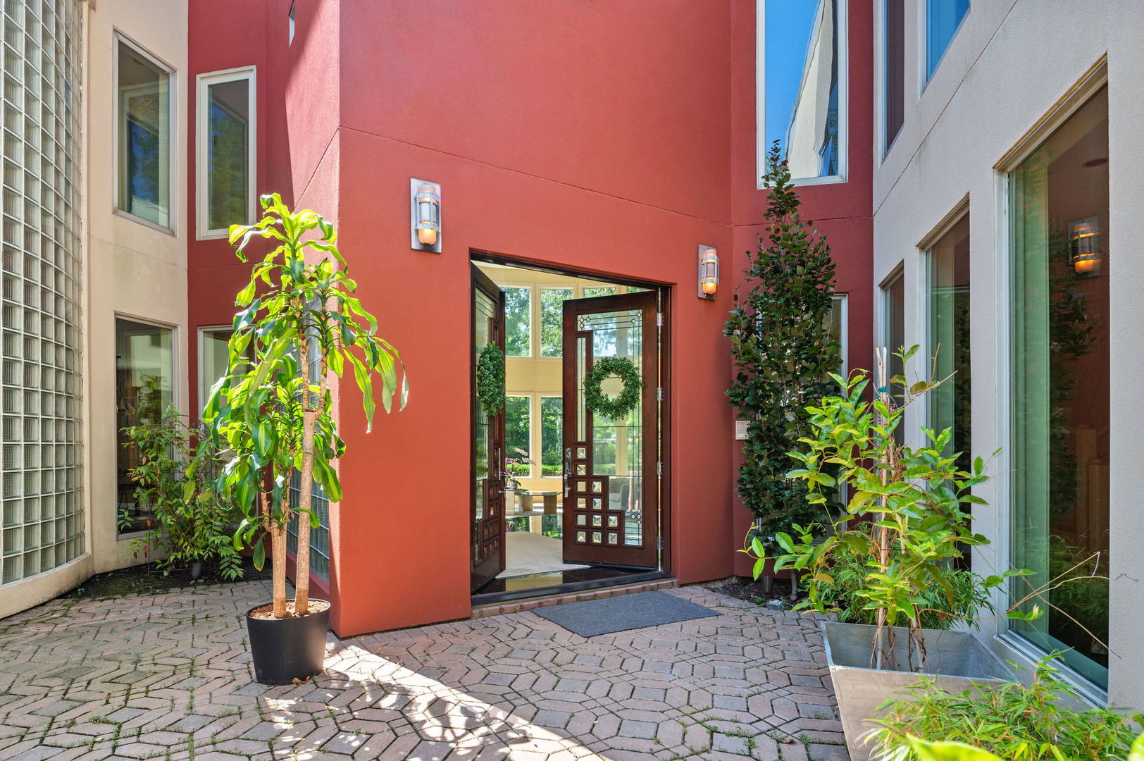 2230 Shady Lane