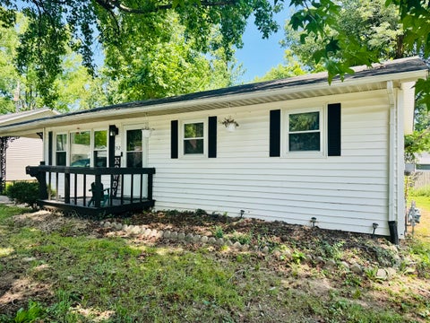 Tiny photo for 912 Boston Road, Marion, IL 62959 (MLS # 12694701)