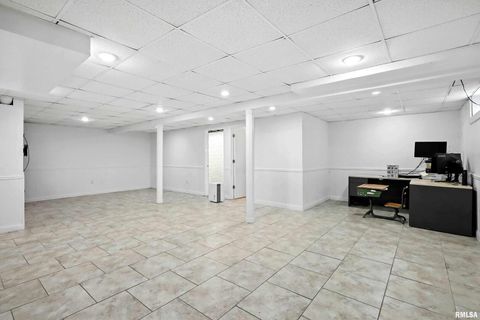 Tiny photo for 3205 N PINE Street, Davenport, IA 52806 (MLS # QC4266784)