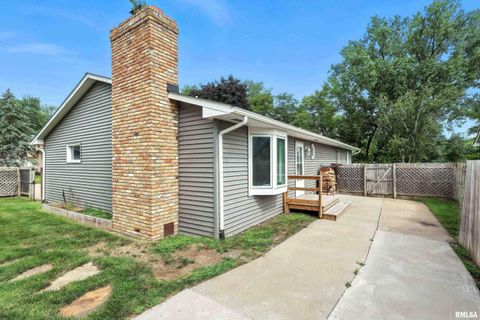 Tiny photo for 3205 N PINE Street, Davenport, IA 52806 (MLS # QC4266784)