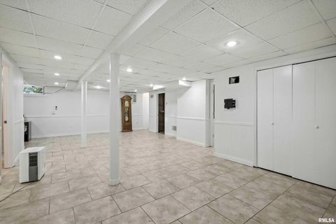 Tiny photo for 3205 N PINE Street, Davenport, IA 52806 (MLS # QC4266784)