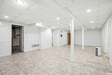 Tiny photo for 3205 N PINE Street, Davenport, IA 52806 (MLS # QC4266784)