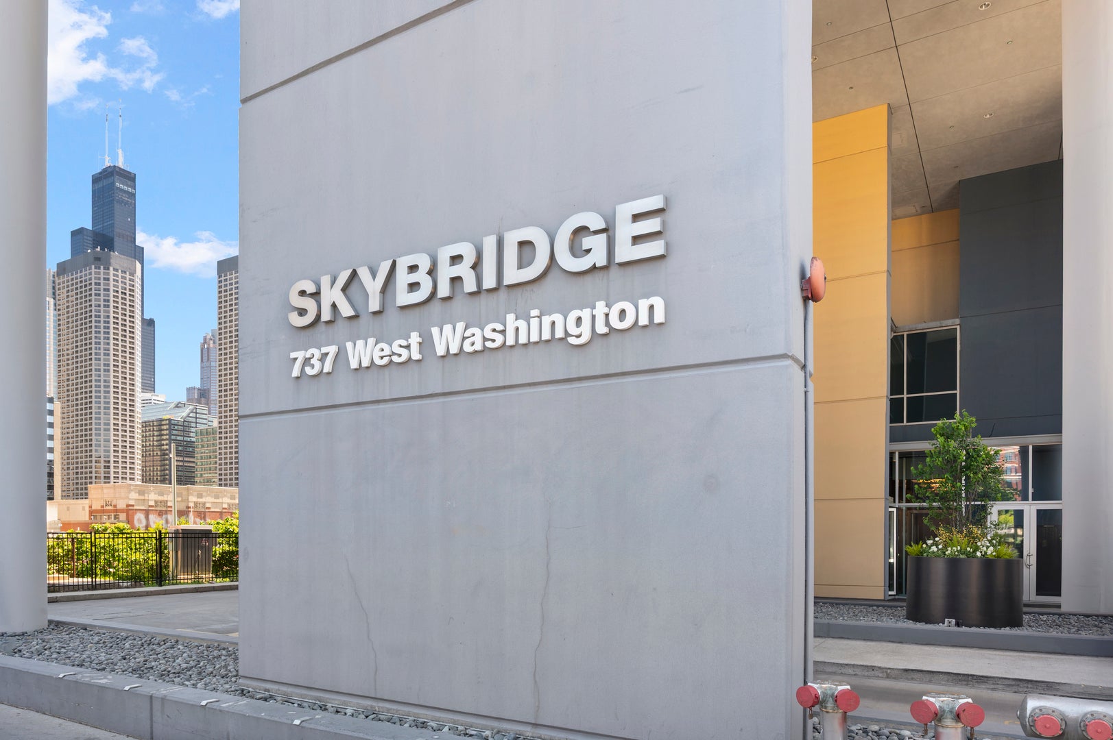 737 W Washington Boulevard 3607