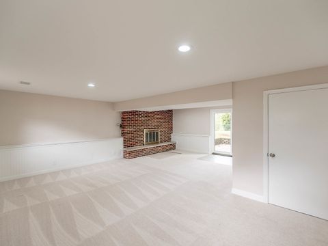 Tiny photo for 25 Crestview Terrace, Buffalo Grove, IL 60089 (MLS # 12496548)