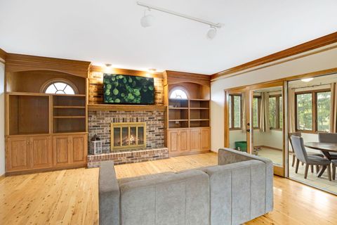 Tiny photo for 5N191 Fox Bluff Drive, St. Charles, IL 60175 (MLS # 12605628)