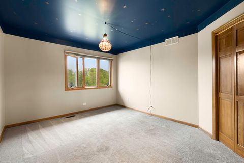 Tiny photo for 5N191 Fox Bluff Drive, St. Charles, IL 60175 (MLS # 12605628)