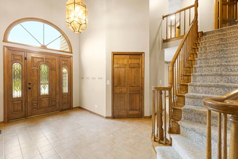 Tiny photo for 5N191 Fox Bluff Drive, St. Charles, IL 60175 (MLS # 12605628)